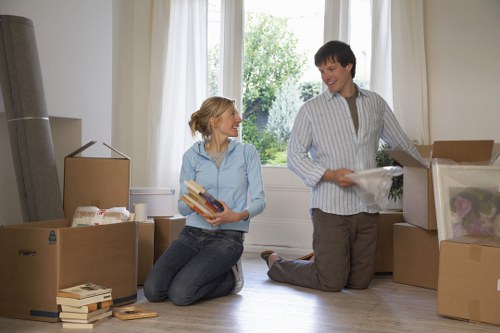 Reliable Kingston storage support for household and commercial belongings