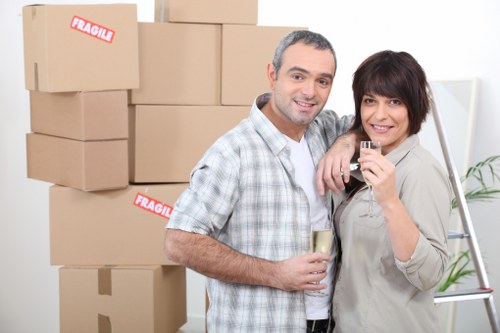 About Us Kingstonuponthames Storage with a focus on space, care, and organization